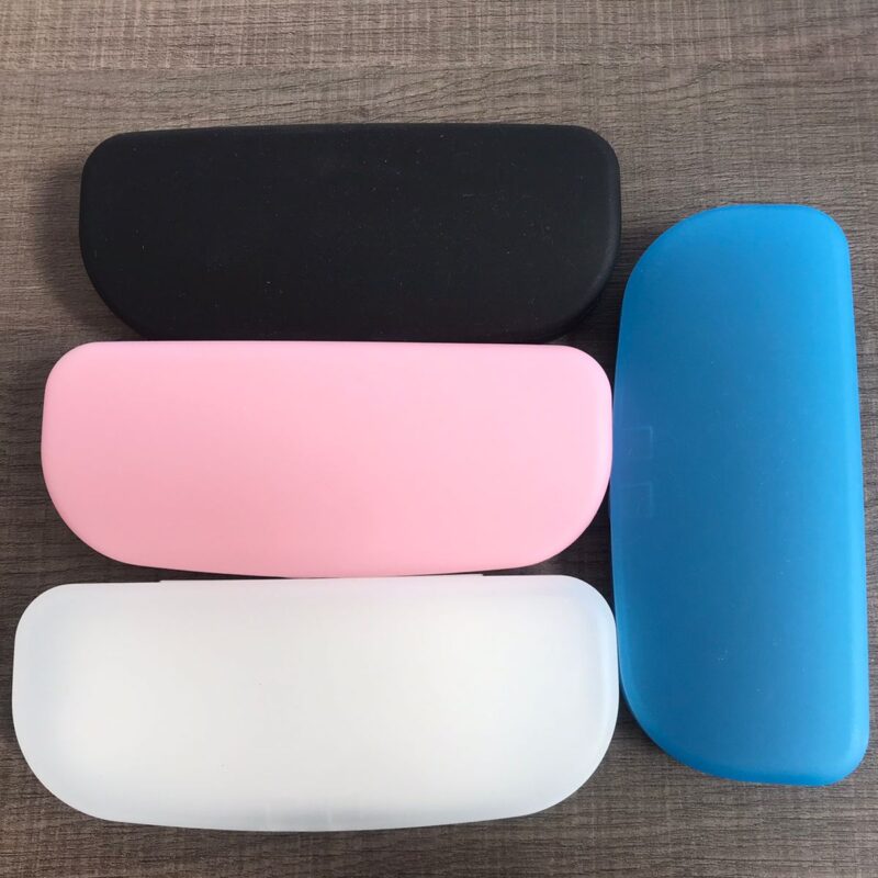 Estuches plásticos económicos